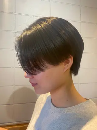ショート 新美 千奈のヘアスタイル