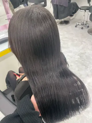 ロング カラー ヘアアレンジ ☁️縮毛矯正✖️ 透明感☁️りくのヘアスタイル