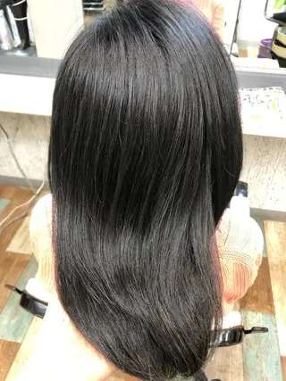 カラー レアマカナ所属・髪の保健室 Espr essioneのヘアスタイル