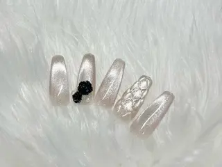 ネイル AURORA eyelash&nail salon アメ村店所属・Aurora Sakiのネイルデザイン