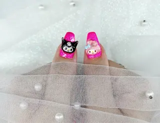 ネイル VIERU YURIのネイルデザイン