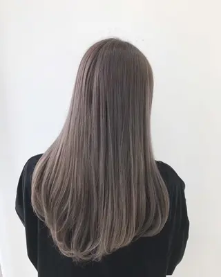 セミロング カラー キッズ メンズ ヘアアレンジ ネイル マツエク・マツパ アイブロウ ケアカラーデザイナー 心斎橋/加山のヘアスタイル