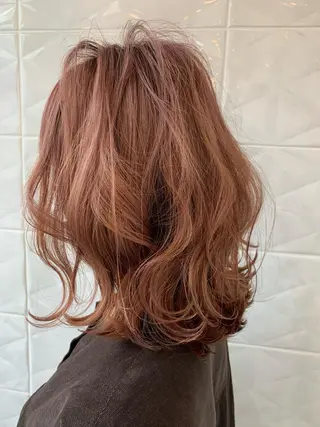 ミディアム LucksiMie ginza 明松のヘアスタイル