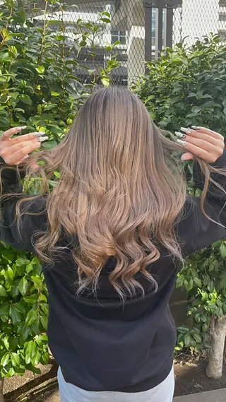 セミロング カラー 👑派手髪/カット 👑ANRYのヘアスタイル