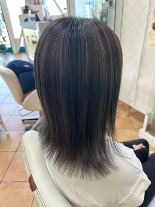 カラー PARIS PARI 西条店所属・廣藤 梨花のヘアスタイル