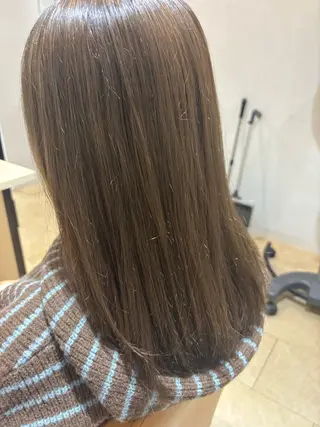 ミディアム MATISSE(マティス)所属・aina /MATISSEのヘアスタイル