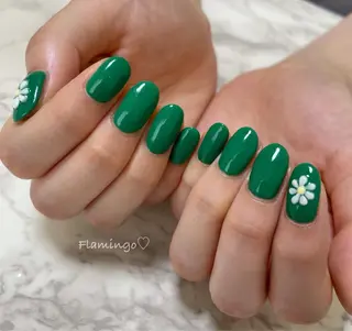 ネイル 40代からの爪を守る ×ケア重視サロン♡のネイルデザイン