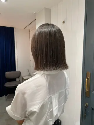 ミディアム 石川 優奈のヘアスタイル