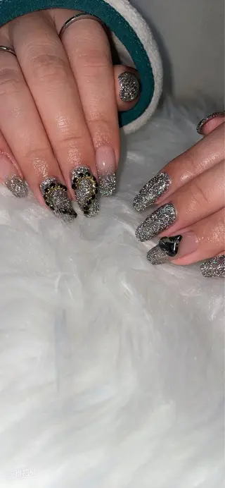 ネイル Me d'eau所属・Me d'eau Rinaのネイルデザイン