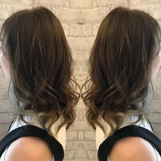 ミディアム カラー EARTH 越谷店のヘアスタイル