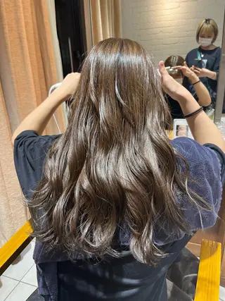 ロング vancouncil春日井所属・山岡 春のヘアスタイル