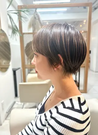 ショート カラー 安永 涼のヘアスタイル