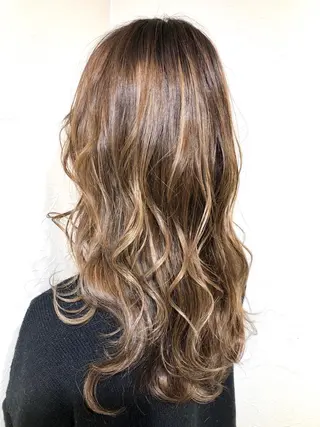 セミロング カラー 浦山 和之のヘアスタイル