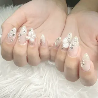 ネイル LIB VALLA Yuri🍭🖤のネイルデザイン