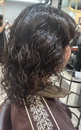 ミディアム 中村 裕希のヘアスタイル