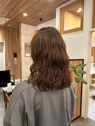 セミロング パーマ 穂乃香 ショートパーマ☘️のヘアスタイル