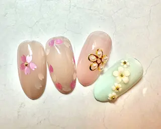ネイル Reauty NailSalonのネイルデザイン