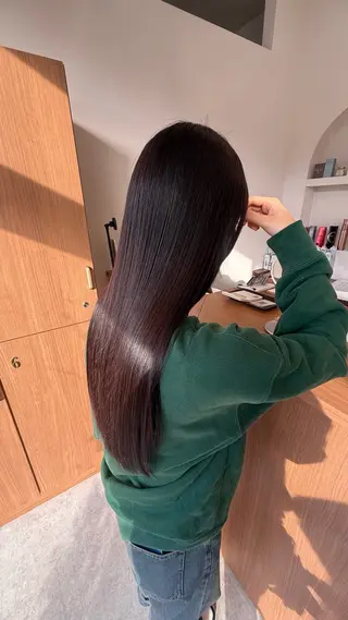 カラー サキ/ヘッドスパ🫧 /髪質改善🩰🤍のヘアスタイル