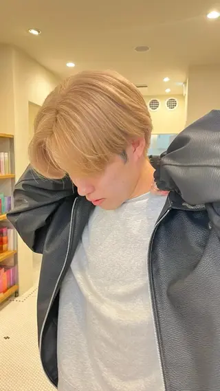 メンズ 韓国レイヤーカット/ ハイトーン/マアヤのヘアスタイル