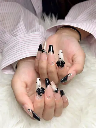 ネイル W&nail  slon所属・W·mai nail 関内のネイルデザイン