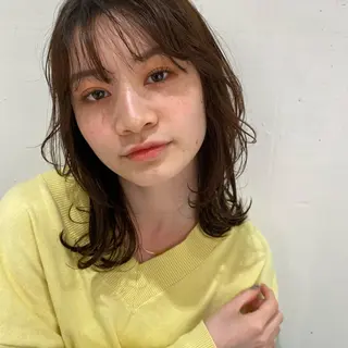 セミロング カラー パーマ ヒラノホナミ 🫧髪質改善🫧のヘアスタイル