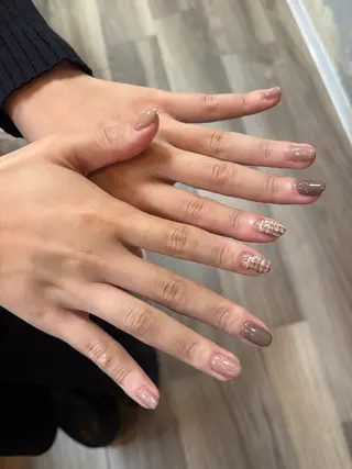 ネイル lealea Ayakaのネイルデザイン