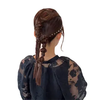 セミロング SALOWIN： KASUMIのヘアスタイル