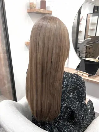 ロング カラー Hitomi ヒトミの眉毛・アイブロウイメージ