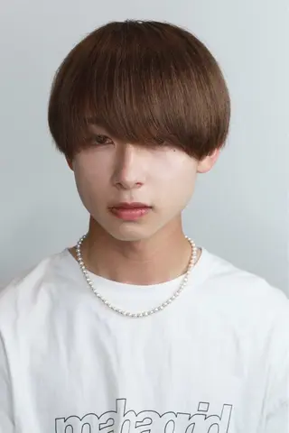 メンズ マッシュ/ センターパート/奈菜のヘアスタイル