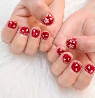 ネイル ぴはくサロン　ネイル あんどアイラッシュのマツエク・マツパデザイン