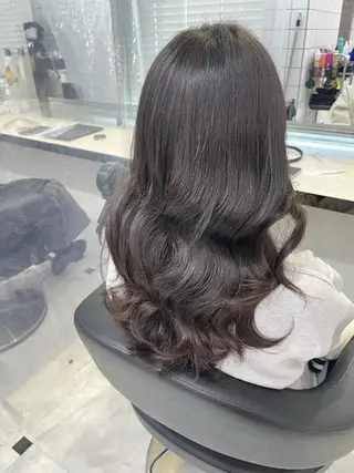 カラー 🪽THEATER 表参道🪽のヘアスタイル