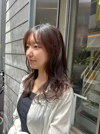 ロング 橋本 彩音のヘアスタイル