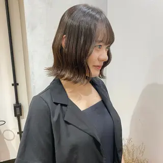 ミディアム カラー otoha✳︎ くすみカラーのヘアスタイル