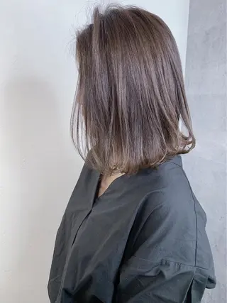 ミディアム カラー _WHITE+ 南海難波店のヘアスタイル