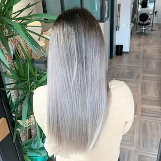 セミロング カラー ヘアアレンジ ANBEL所属・ANBEL代表 西尾裕樹のヘアスタイル