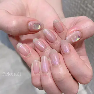 ネイル 𝘙𝘪𝘰𝘯𝘢 ...🕯🤍のネイルデザイン