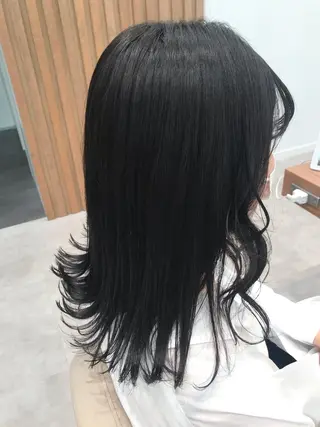 ミディアム 木野田 萌のヘアスタイル