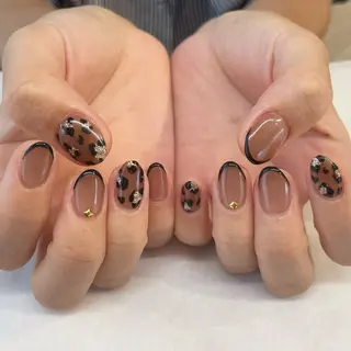 ネイル 💎🐰 saki. m 🐰💎のネイルデザイン