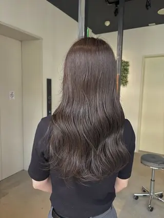 ロング RISE SWELL momoneのヘアスタイル