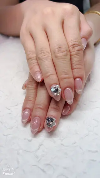 ネイル Yui Nail所属・林 ゆいのネイルデザイン