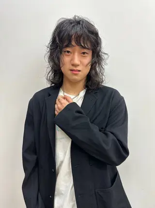 ミディアム パーマ 似合わせカット ケアパーマ喜来雅由のヘアスタイル