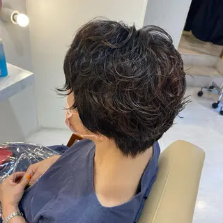 ショート パーマ 三好 涼華のヘアスタイル