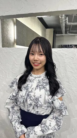 ロング 岩間 萌々果/eimのヘアスタイル