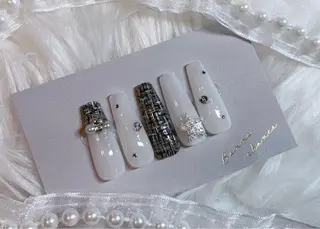 ネイル le'a-レア-【ア イ×ネイル×眉】のネイルデザイン