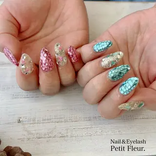 ネイル Petit Fleur所属・青柳 亜梨奈のマツエク・マツパデザイン
