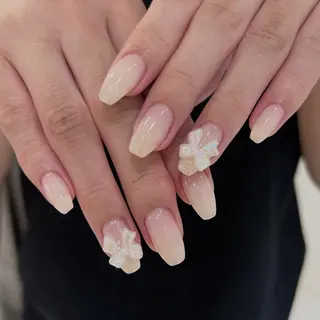ネイル mikoto 🎀 韓国ネイルのネイルデザイン