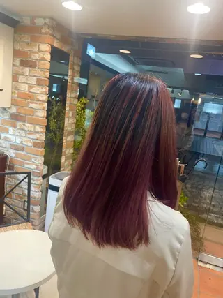 ミディアム 【溝の口の髪遊師🎨 】佐藤那都のヘアスタイル