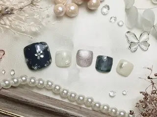 ミディアム ネイルPetit Ribbonのネイルデザイン