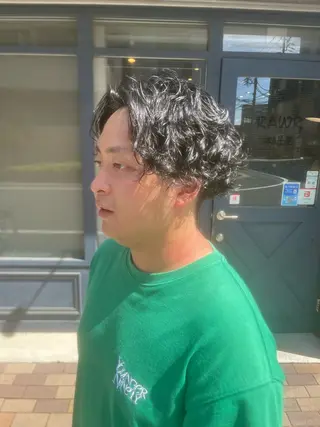 メンズ Aube Hair McQueen所属・クリハラ シュウのヘアスタイル