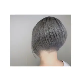 ショート カラー やました りなのヘアスタイル